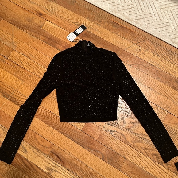 New with tags crop long sleeve top and pants. - Picture 5 of 9